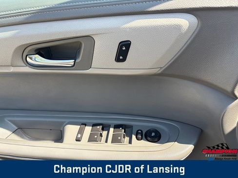 Used 2013 Chevrolet Traverse LS AWD/4WD image 18