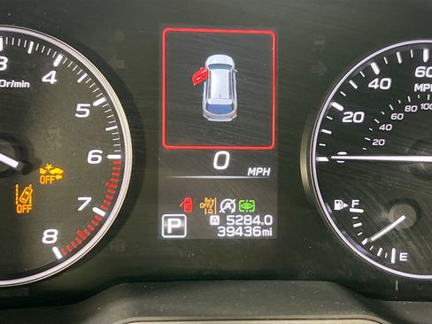 Used 2023 Subaru Outback Limited AWD/4WD image 12