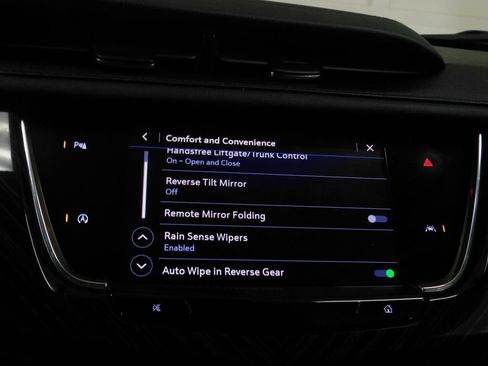 Used 2025 Cadillac XT6 Premium Luxury AWD/4WD image 49