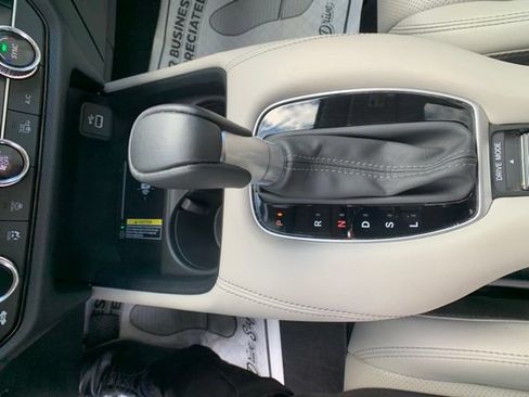 Used 2024 Honda HR-V EX-L image 18