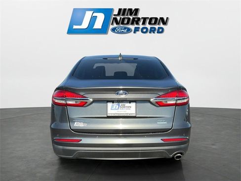 Used 2020 Ford Fusion SEL image 4