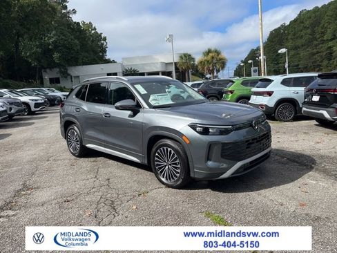 New 2025 Volkswagen Tiguan S image 1