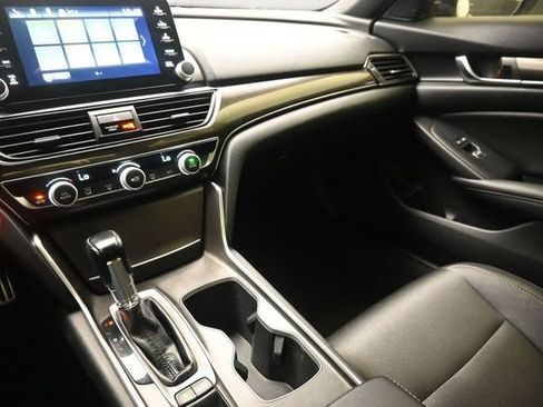 Used 2019 Honda Accord Sport image 27