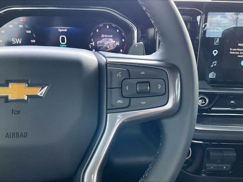 Used 2026 Chevrolet Silverado 1500 High Country w/ High Country Premium Package AWD/4WD image 37