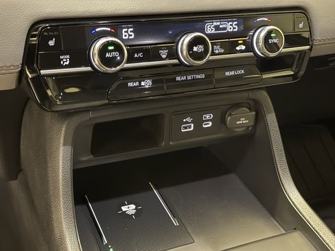 New 2025 Honda Pilot EX-L image 19