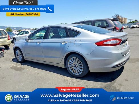 Used 2016 Ford Fusion SE FWD image 3