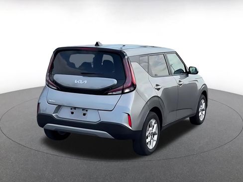 Used 2025 Kia Soul LX w/ LX Technology Package image 14