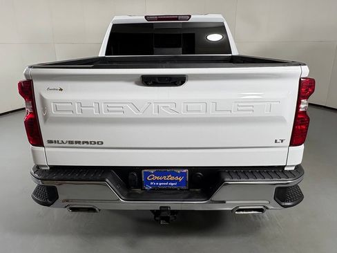 Certified 2022 Chevrolet Silverado 1500 LT AWD/4WD image 8