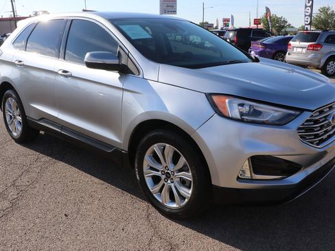 Used 2024 Ford Edge Titanium image 1