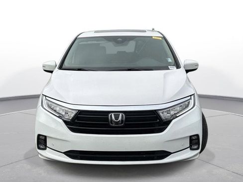 Used 2024 Honda Odyssey Elite image 3