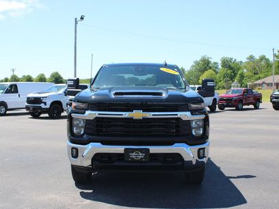 Used 2025 Chevrolet Silverado 2500 LT w/ Convenience Package