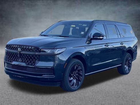 New 2025 Lincoln Navigator L Reserve w/ Jet Appearance Package image 26