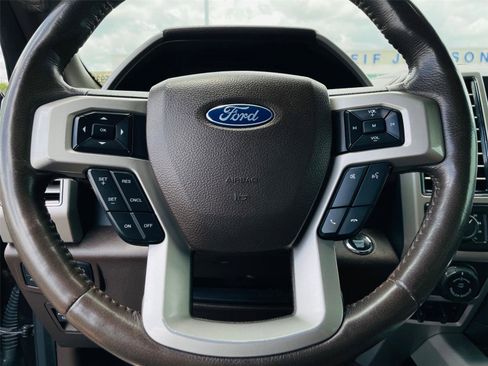Used 2019 Ford F150 King Ranch w/ Equipment Group 601A Luxury AWD/4WD image 12