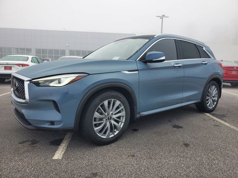 Used 2023 INFINITI QX50 Luxe image 3