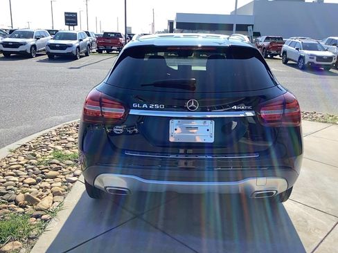 Used 2020 Mercedes-Benz GLA 250 4MATIC image 7