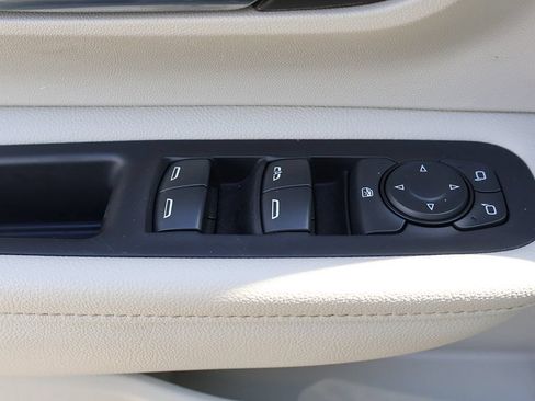 Used 2020 GMC Terrain Denali w/ Denali Premium Package FWD image 40