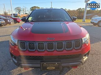 Used 2023 Jeep Compass Trailhawk video 2