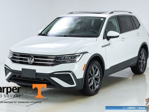 Used 2022 Volkswagen Tiguan SE w/ Panoramic Sunroof Package AWD/4WD image 40