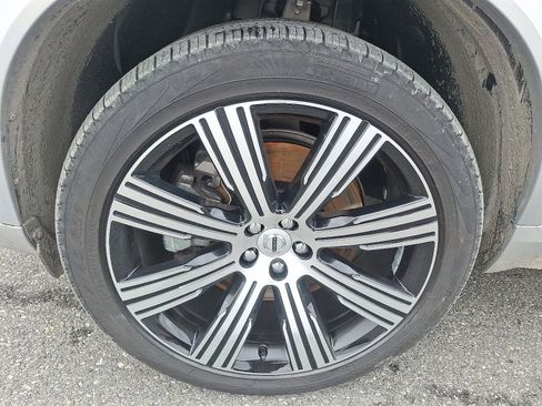 Certified 2023 Volvo XC90 T8 Plus w/ Protection Package Premier image 11