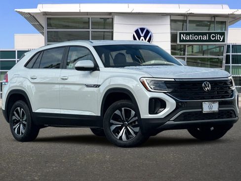 New 2026 Volkswagen Atlas Cross Sport SE AWD/4WD image 2