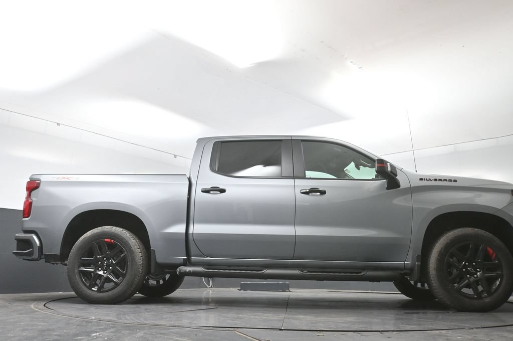 New 2026 Chevrolet Silverado 1500 RST w/ Redline Edition AWD/4WD image 40