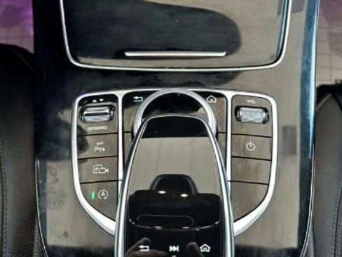 Used 2017 Mercedes-Benz E 300 image 17