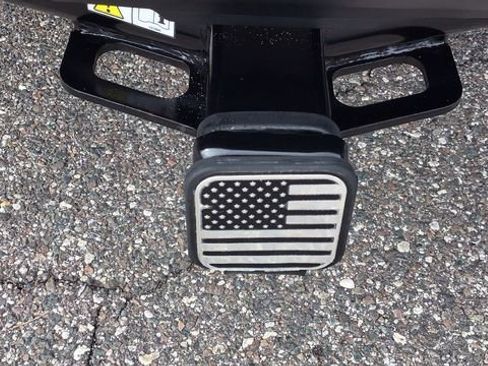 Used 2015 Toyota RAV4 LE image 9