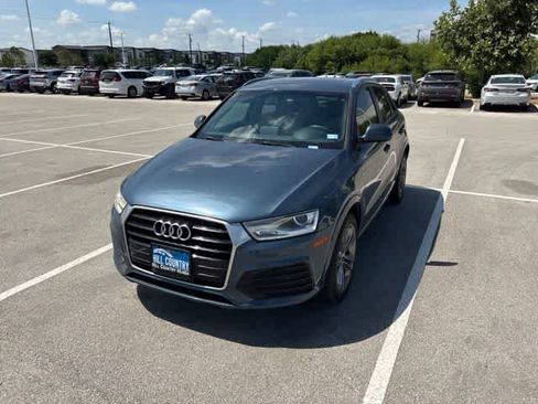 Used 2018 Audi Q3 2.0T Premium FWD image 2
