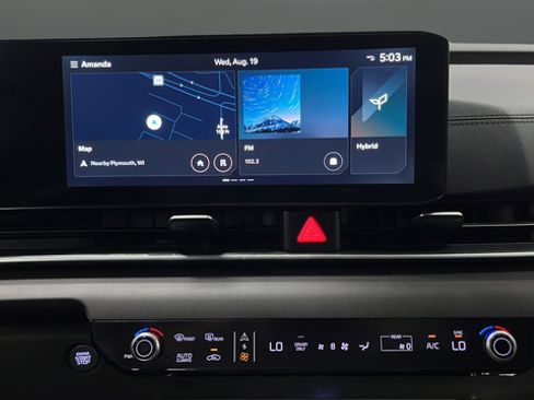 Used 2025 Kia Carnival SX FWD image 13