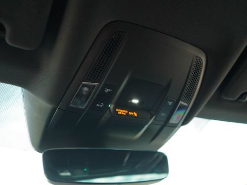 Used 2022 Porsche Taycan RWD image 12