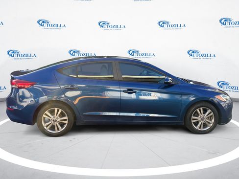 Used 2017 Hyundai Elantra SE w/ SE A/T Tech Package 03 FWD image 6