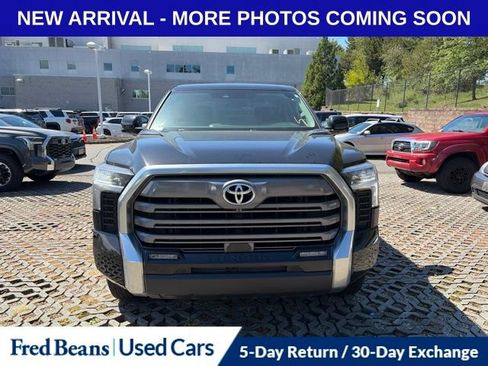 Used 2024 Toyota Tundra Limited AWD/4WD image 2