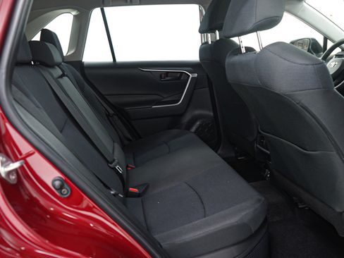 Used 2025 Toyota RAV4 LE image 13