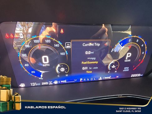 Used 2024 Chevrolet Colorado Z71 w/ Z71 Convenience Package 2 image 17