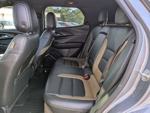 Used 2021 Chevrolet TrailBlazer ACTIV w/ Sun and Liftgate Package FWD image 14