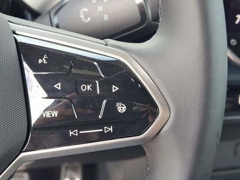 New 2025 Volkswagen ID. Buzz Pro S image 13