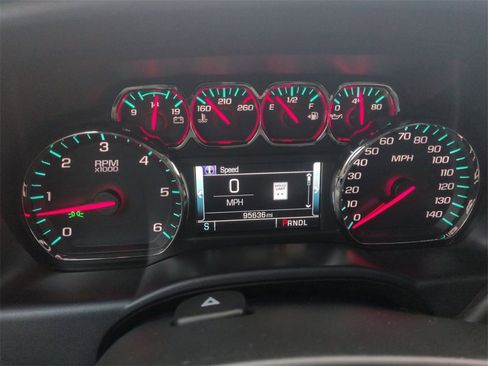 Used 2018 GMC Sierra 1500 SLE w/ SLE Value Package image 16