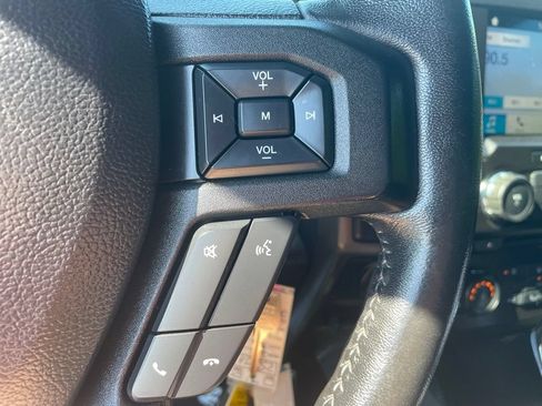 Used 2018 Ford F150 XLT w/ Equipment Group 302A Luxury AWD/4WD image 30