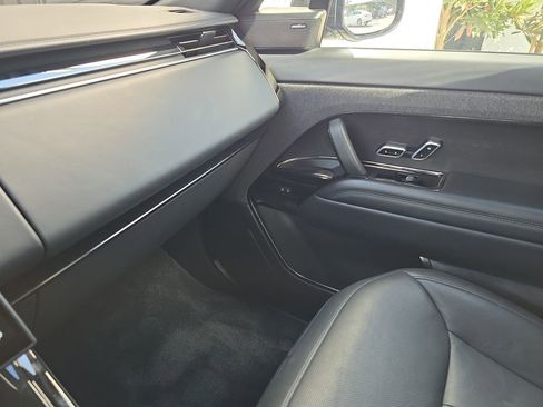 Used 2023 Land Rover Range Rover Sport SE Dynamic AWD/4WD image 35