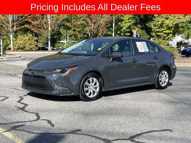 Used 2025 Toyota Corolla LE FWD image 1