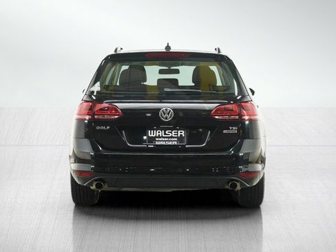 Used 2017 Volkswagen Golf S AWD/4WD image 4