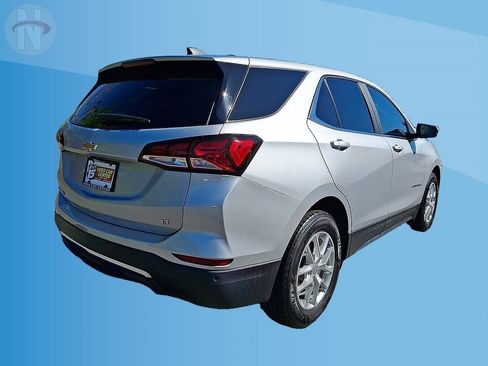 Used 2022 Chevrolet Equinox LT FWD image 12