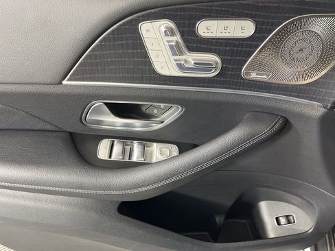 Used 2022 Mercedes-Benz GLS 450 4MATIC image 30