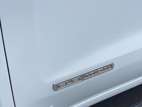 Used 2021 GMC Sierra 1500 Elevation w/ Preferred Package AWD/4WD image 26