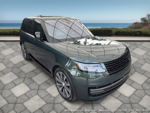 Used 2023 Land Rover Range Rover SE image 3