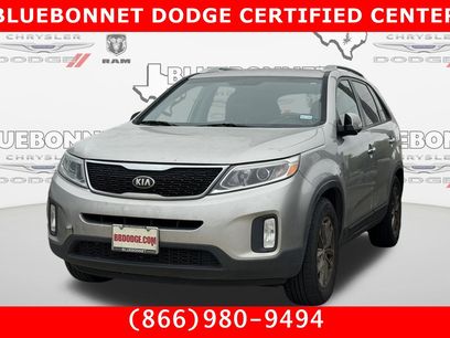 Used 2014 Kia Sorento LX w/ Touring Package (LX)