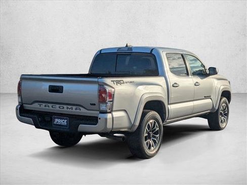 Used 2022 Toyota Tacoma TRD Sport image 5