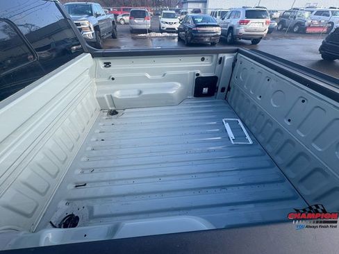 Used 2023 Ford Maverick XLT image 28