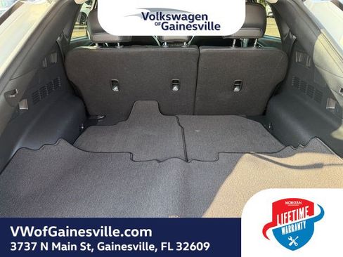 Used 2024 Kia EV6 Light RWD image 7