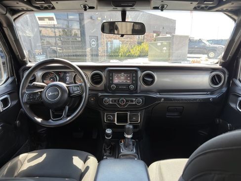 Used 2019 Jeep Wrangler Unlimited Sport AWD/4WD image 10